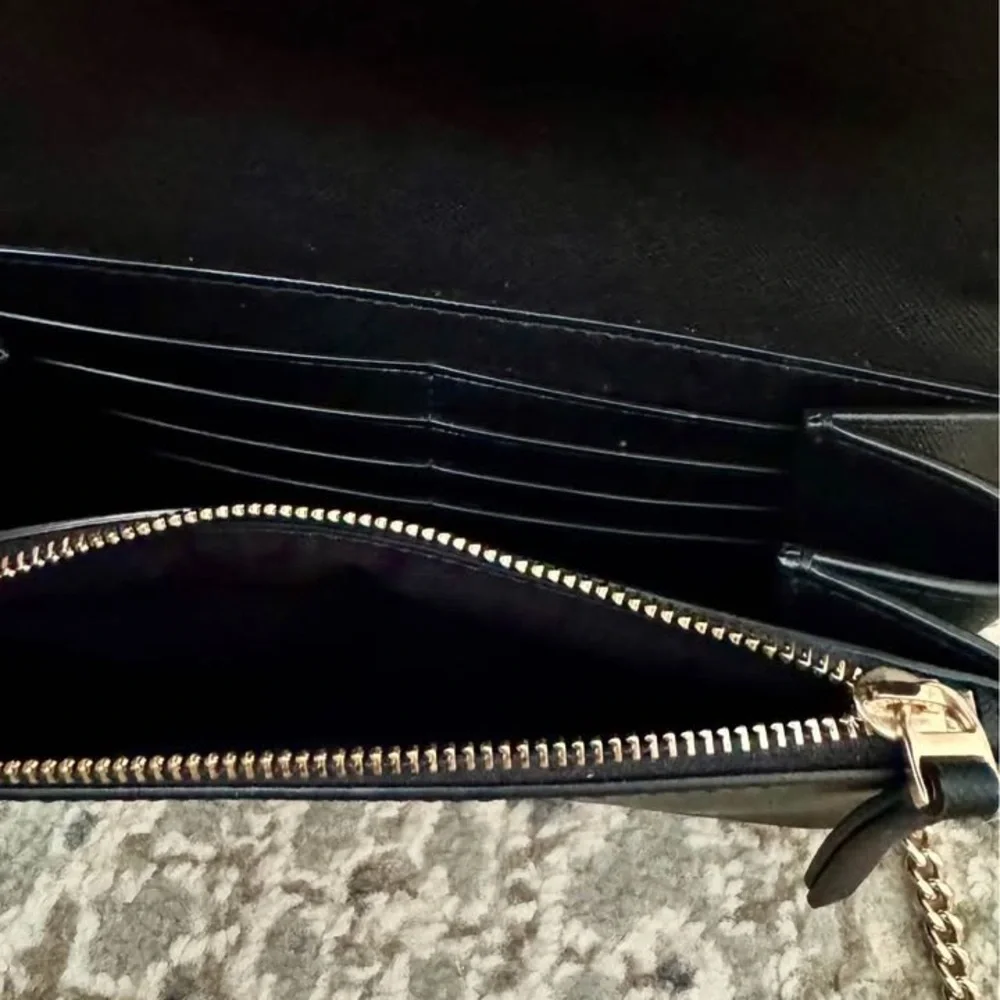 Tory Burch Black Crossbody with Gold Chain - Picture 5 of 9